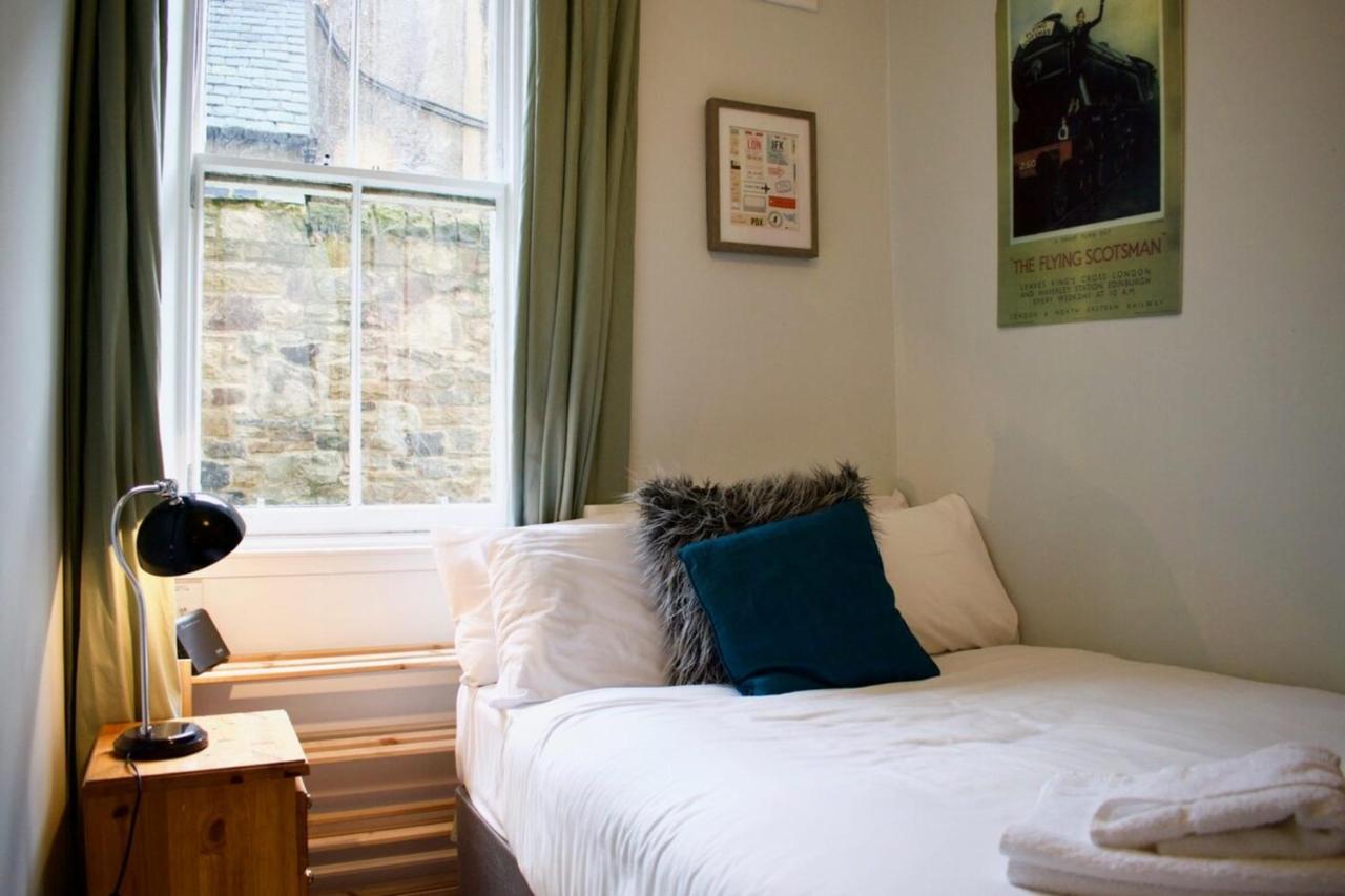 Central 3 Bedroom Next To Leafy Meadows EDI Exterior foto