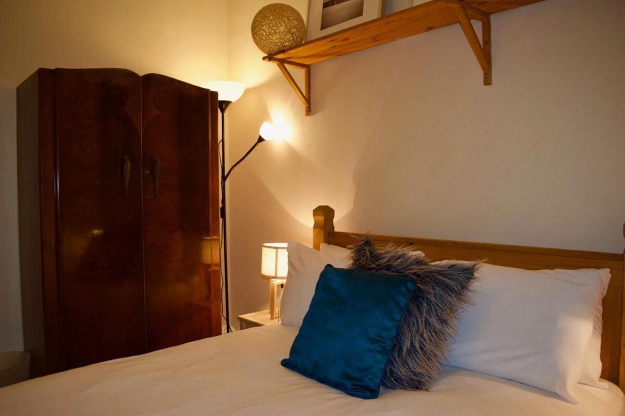 Central 3 Bedroom Next To Leafy Meadows EDI Exterior foto